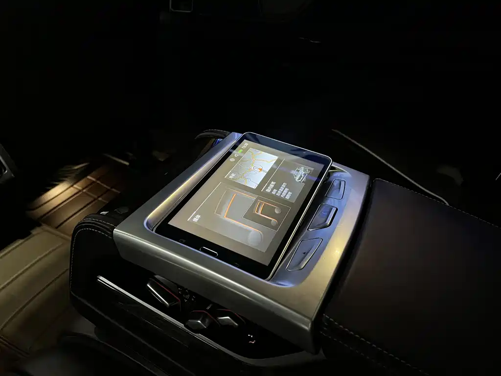 BMW 7 Series 2021 730Li Luxury Package