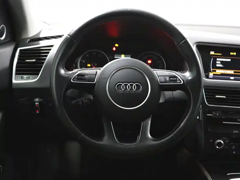 Audi Q5 2017 40 TFSI Comfort Edition