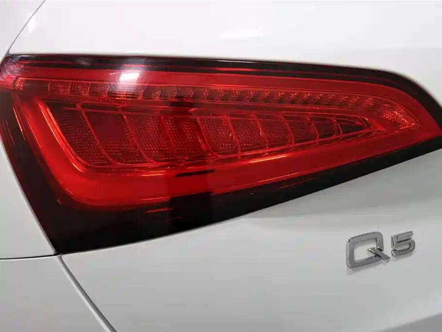 Audi Q5 2017 40 TFSI Comfort Edition