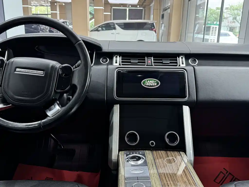 Range Rover 2019 3.0 SC V6 Long Wheelbase Edition