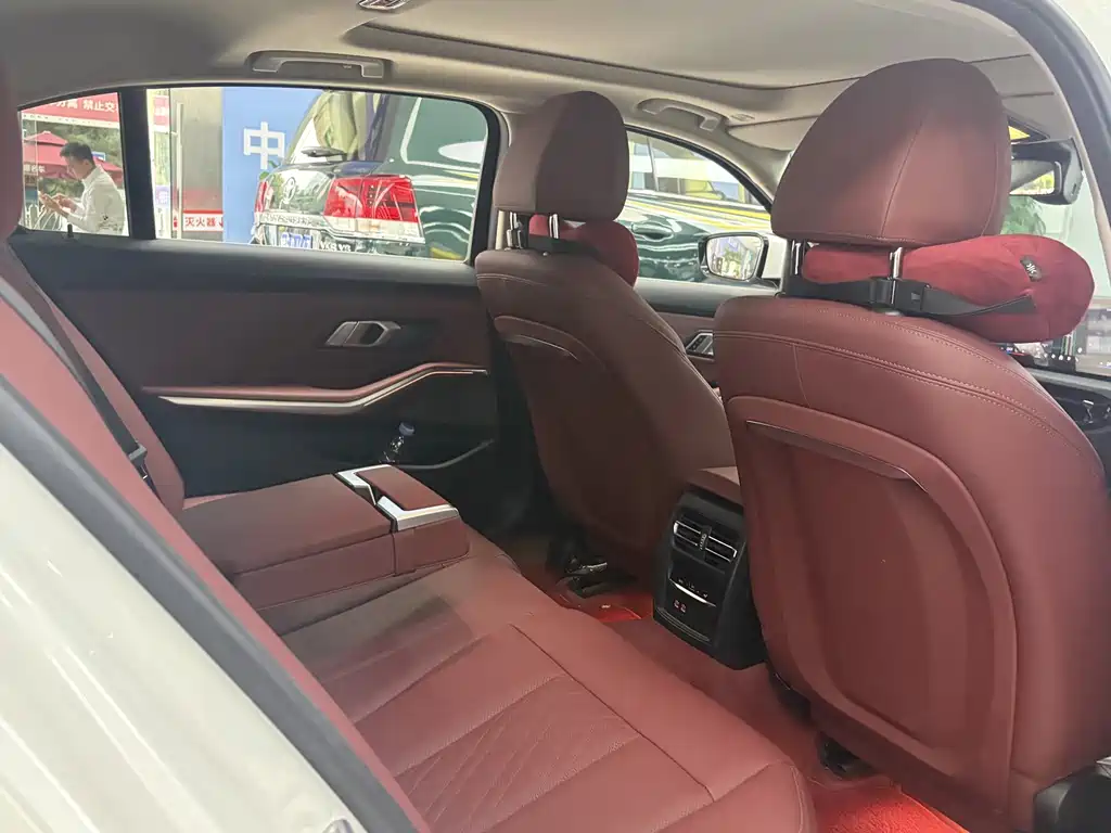 BMW 3 Series 2025 325Li M Sport Package