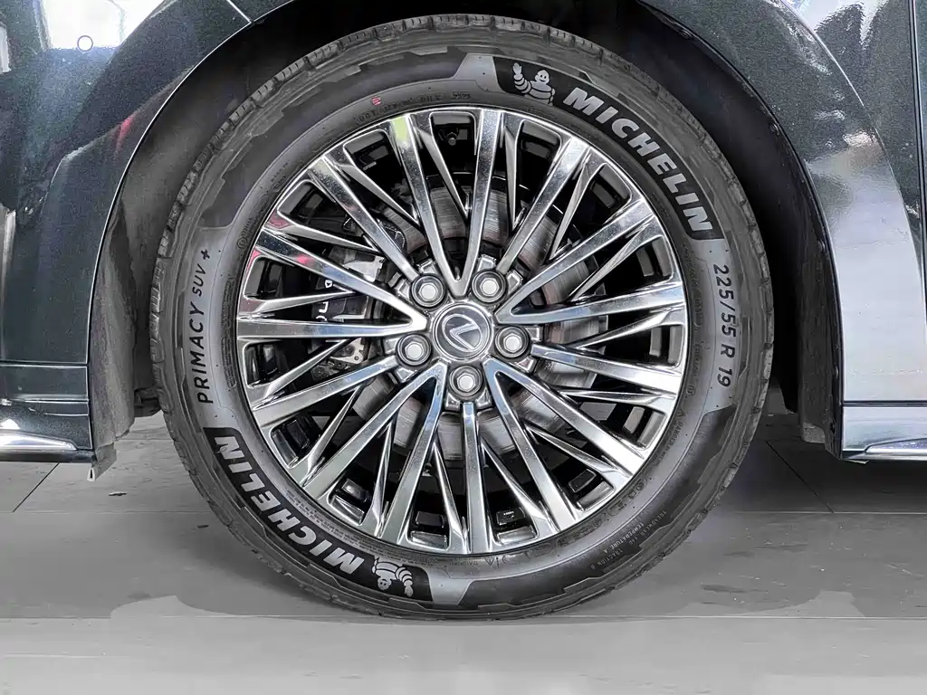 Lexus LM 2023 350h 7-Seat Grandeur Edition