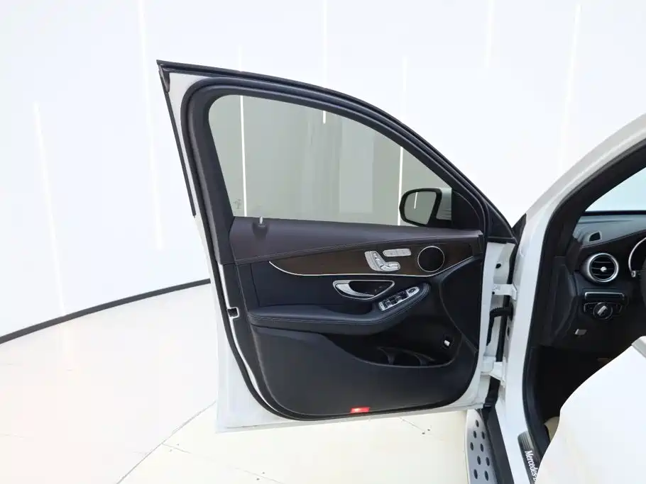 Mercedes-Benz GLC 2021 GLC 260 L 4MATIC Luxury Edition