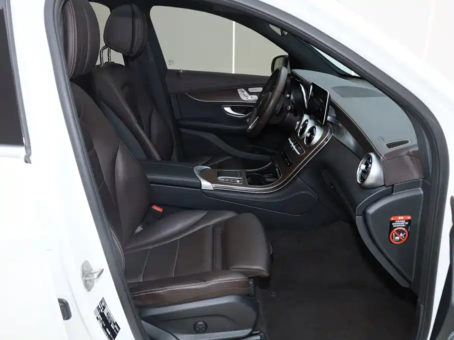 Mercedes-Benz GLC 2021 GLC 260 L 4MATIC Luxury Edition