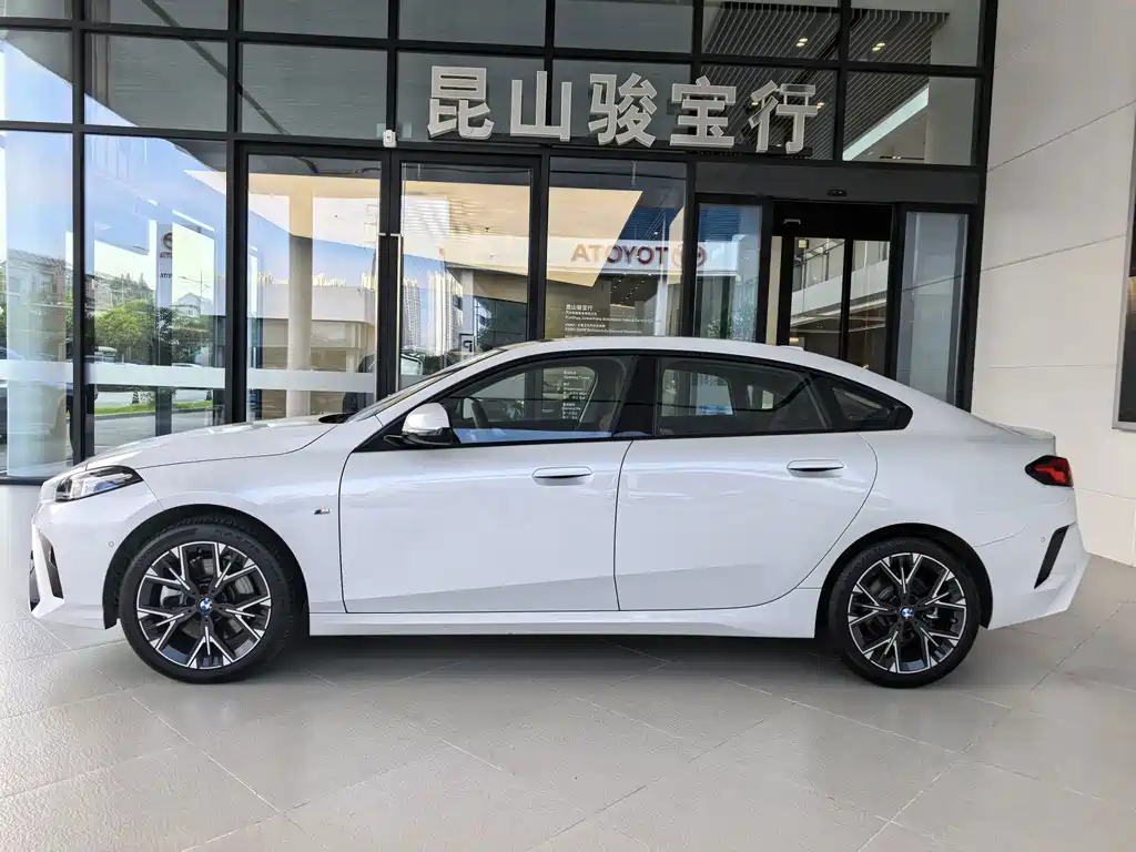 BMW 2 Series 2025 Model 225L M Sport Package