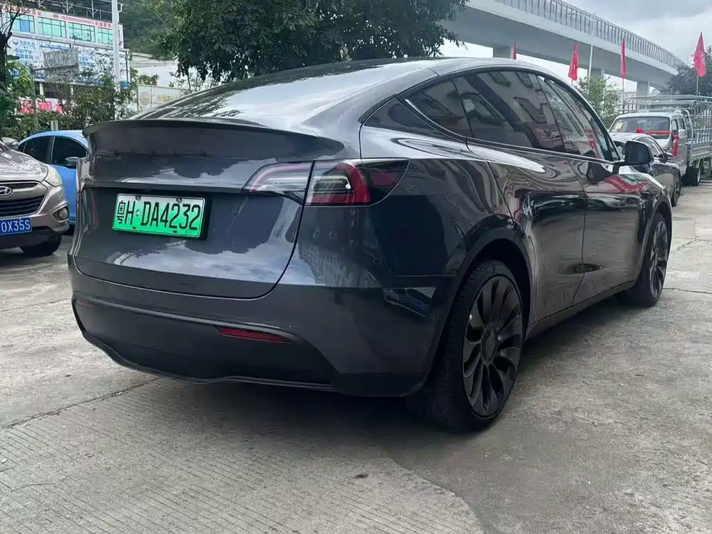 Model Y 2022 Performance All-Wheel Drive