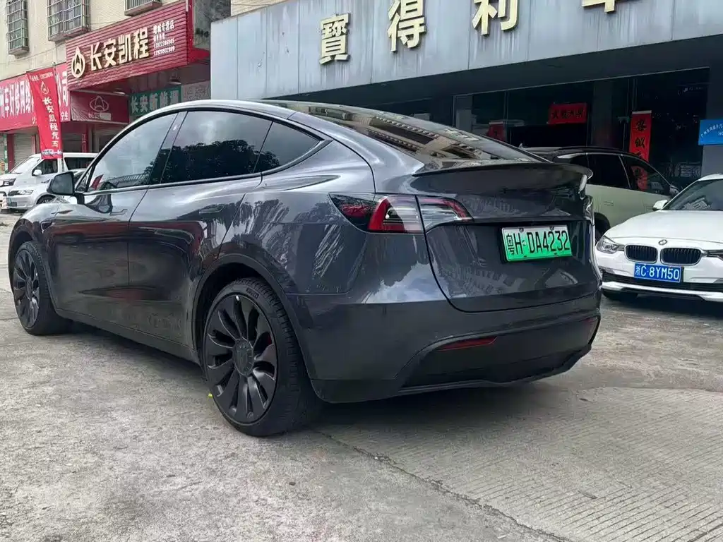 Model Y 2022 Performance All-Wheel Drive