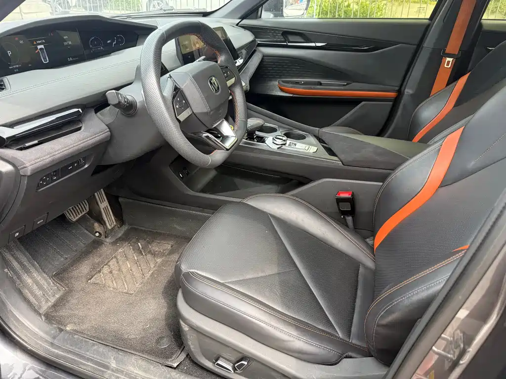 Changan UNI-V 2022 Model 1.5T Excellence Edition