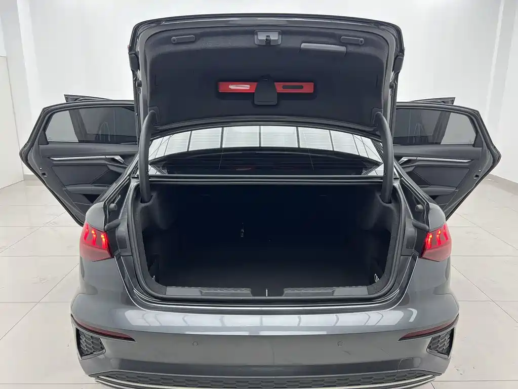 Audi A3 2023 Facelift A3L Limousine 35 TFSI Sporty Style
