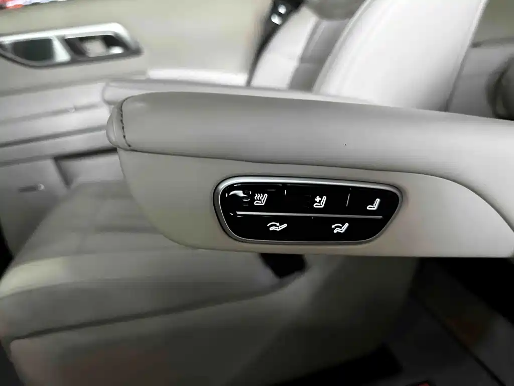 Shenlan S09 2025 Edition Four-Wheel Drive Ultra+ High-End Version
