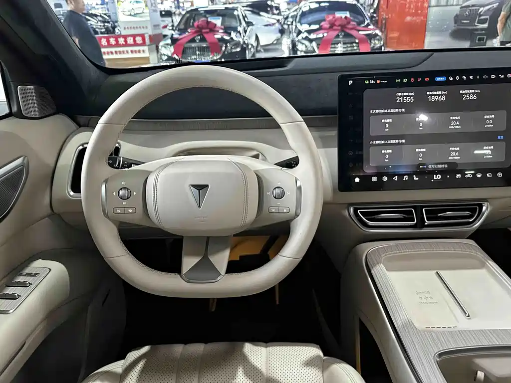 Shenlan S09 2025 Edition Four-Wheel Drive Ultra+ High-End Version