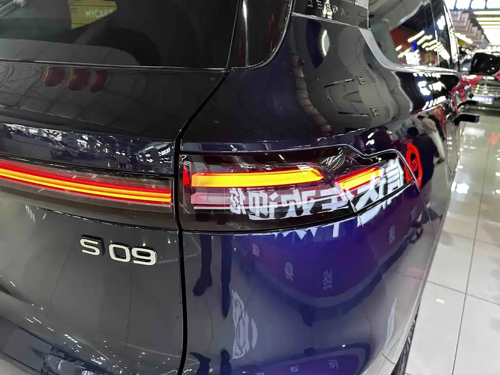 Shenlan S09 2025 Edition Four-Wheel Drive Ultra+ High-End Version