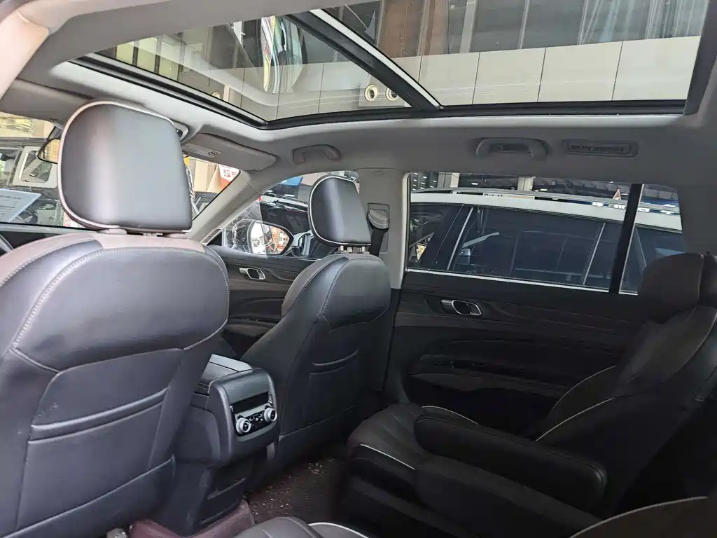 EcoBoost 225 2023 Luxury 7-Seater (2/2/3)