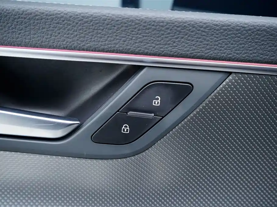 Audi A7L 2024 45TFSI quattro S-line Jianyuan Type Flow Crystal Package