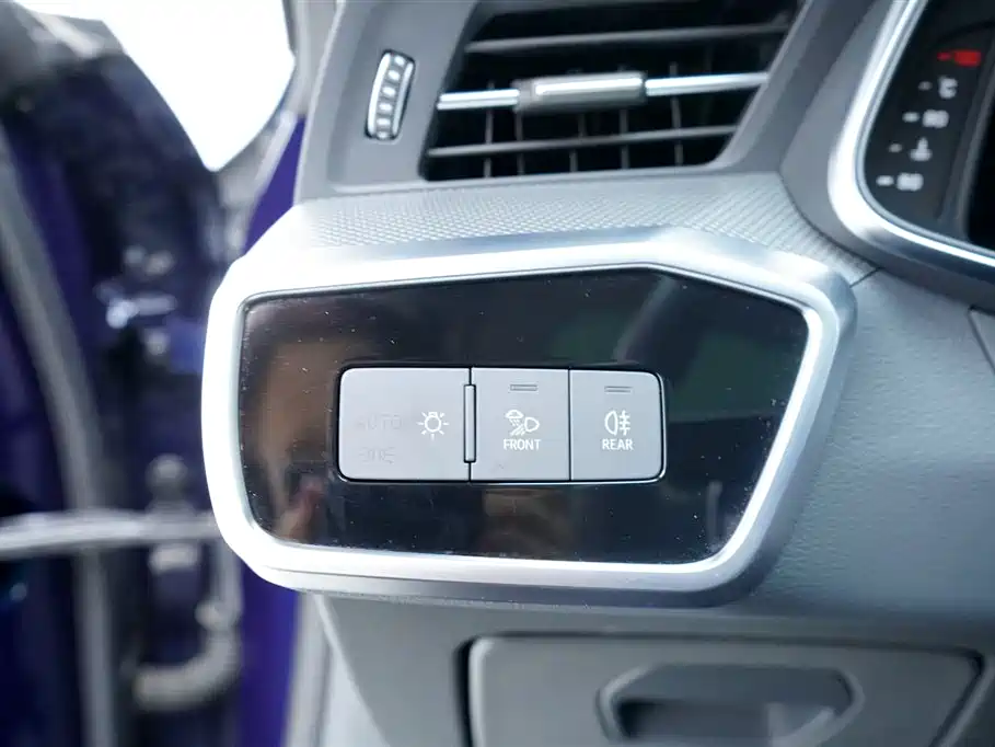 Audi A7L 2024 45TFSI quattro S-line Jianyuan Type Flow Crystal Package
