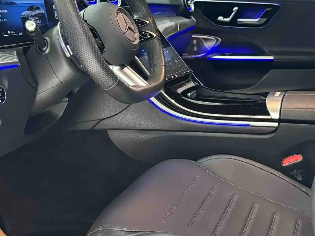 Mercedes-Benz C-Class 2024 C 260 L Night Moves Edition