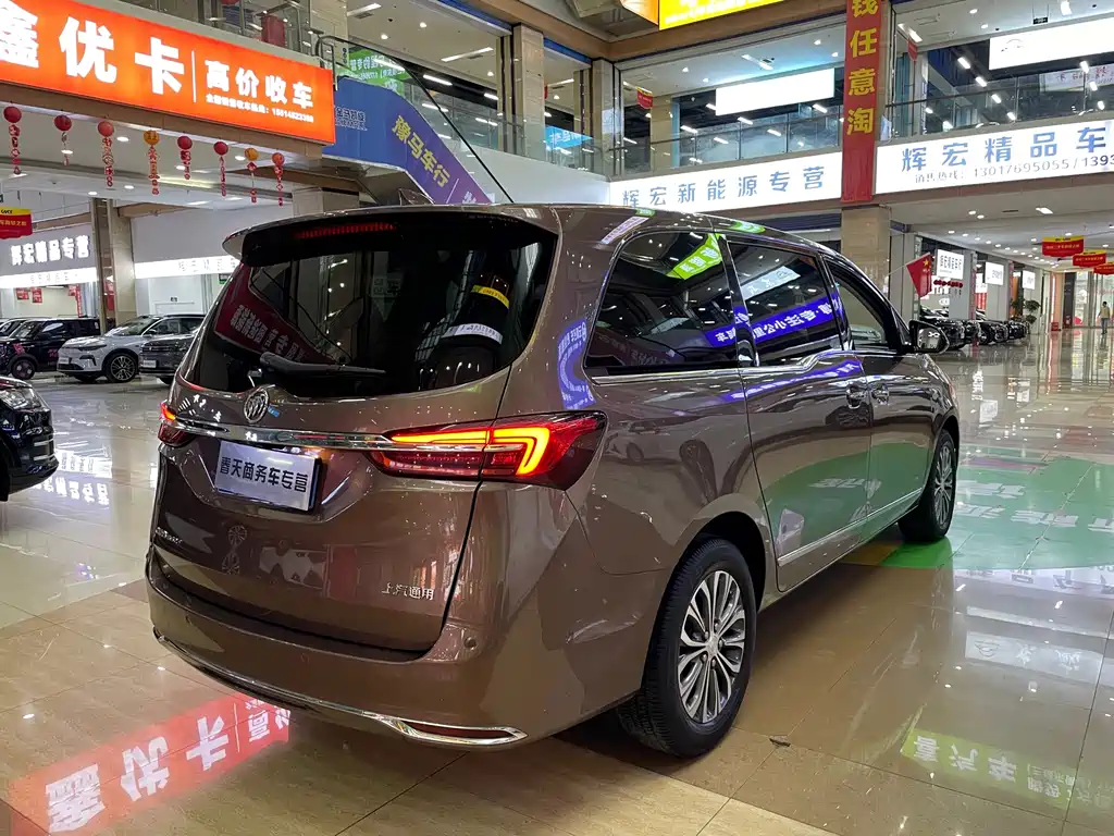 Buick GL8 2020 Luxury Executive Coach 652T尊贵型