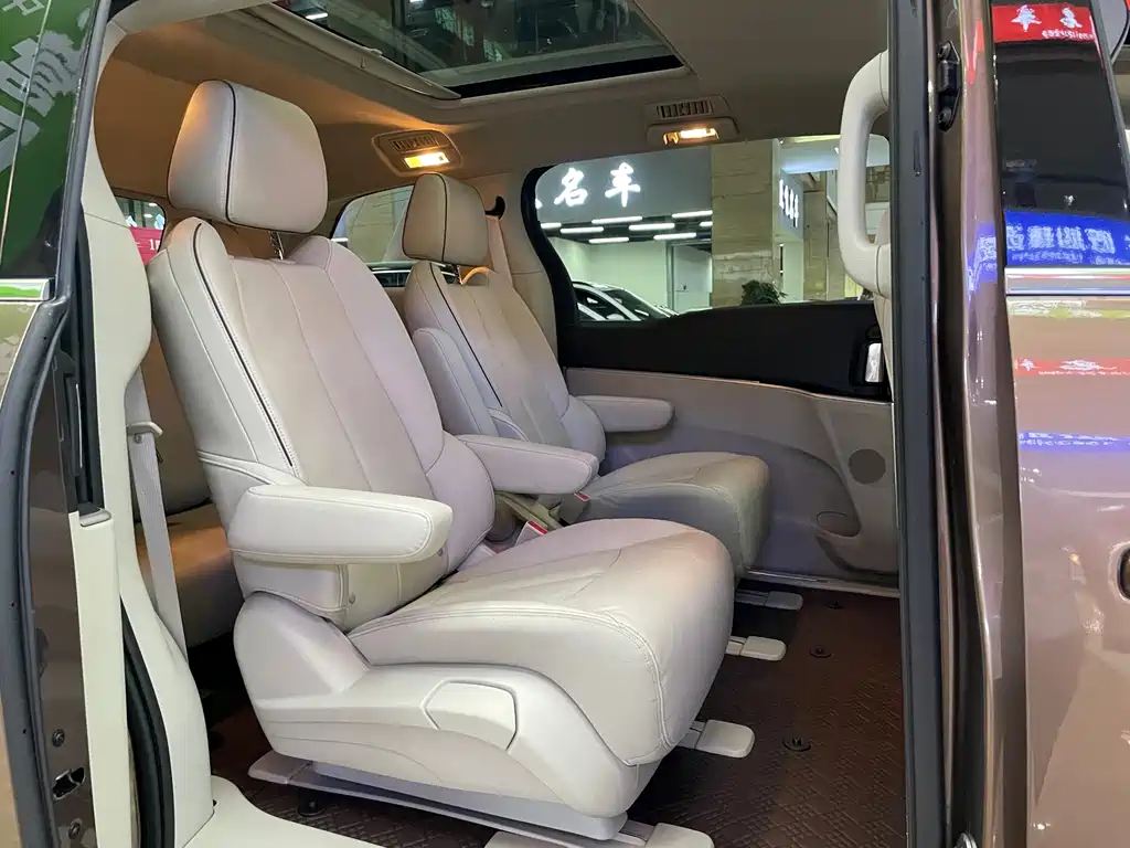 Buick GL8 2020 Luxury Executive Coach 652T尊贵型