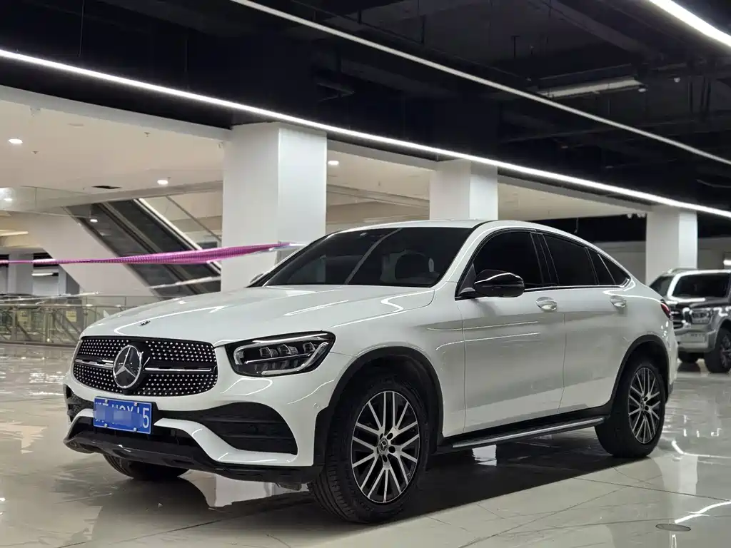 Mercedes GLC Coupe 2020 GLC 300 4MATIC Coupe SUV