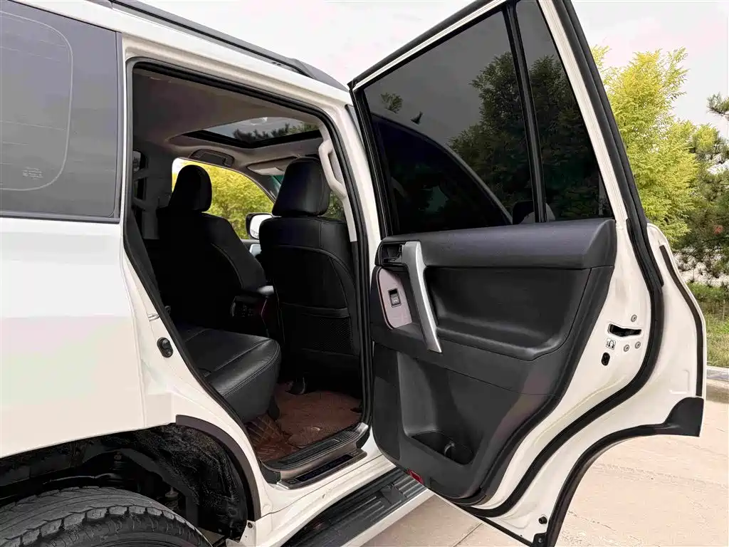 Prado 2016 3.5L Automatic TX-L