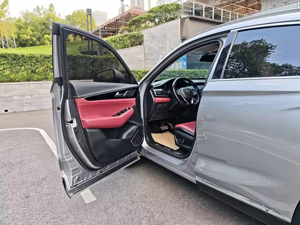 Chang'an CS85 COUPE 2019 2.0T Automatic Premium Version National V