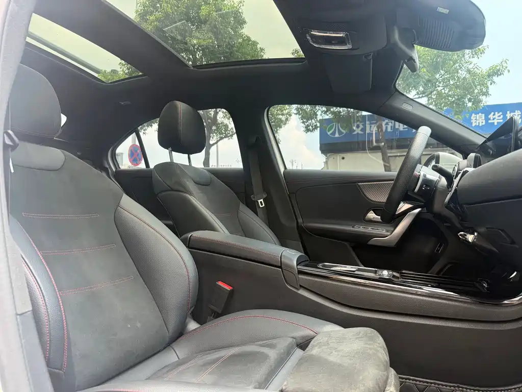 Mercedes-Benz A-Class 2024 A 200 L Fashion Edition