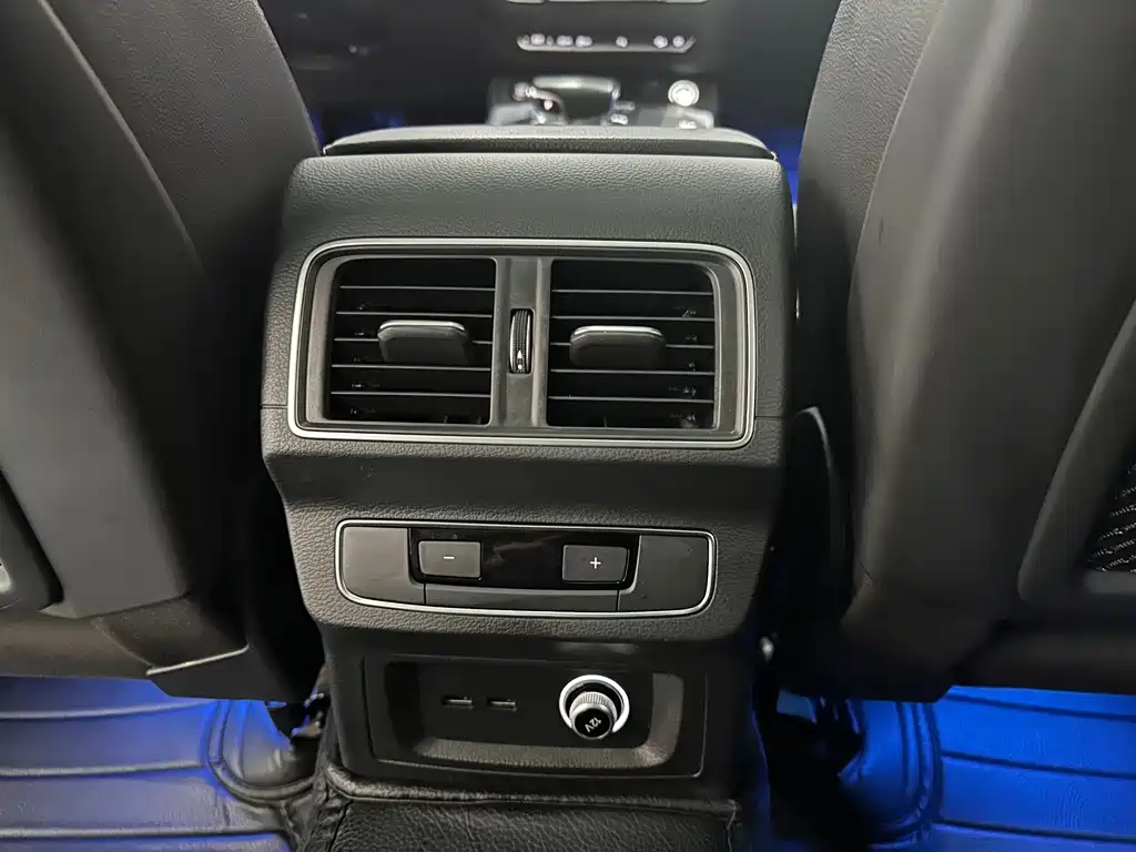 Audi Q5L 2018 45 TFSI Premium Fashion Edition National V