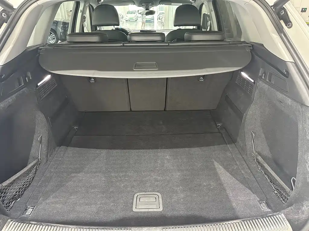 Audi Q5L 2018 45 TFSI Premium Fashion Edition National V