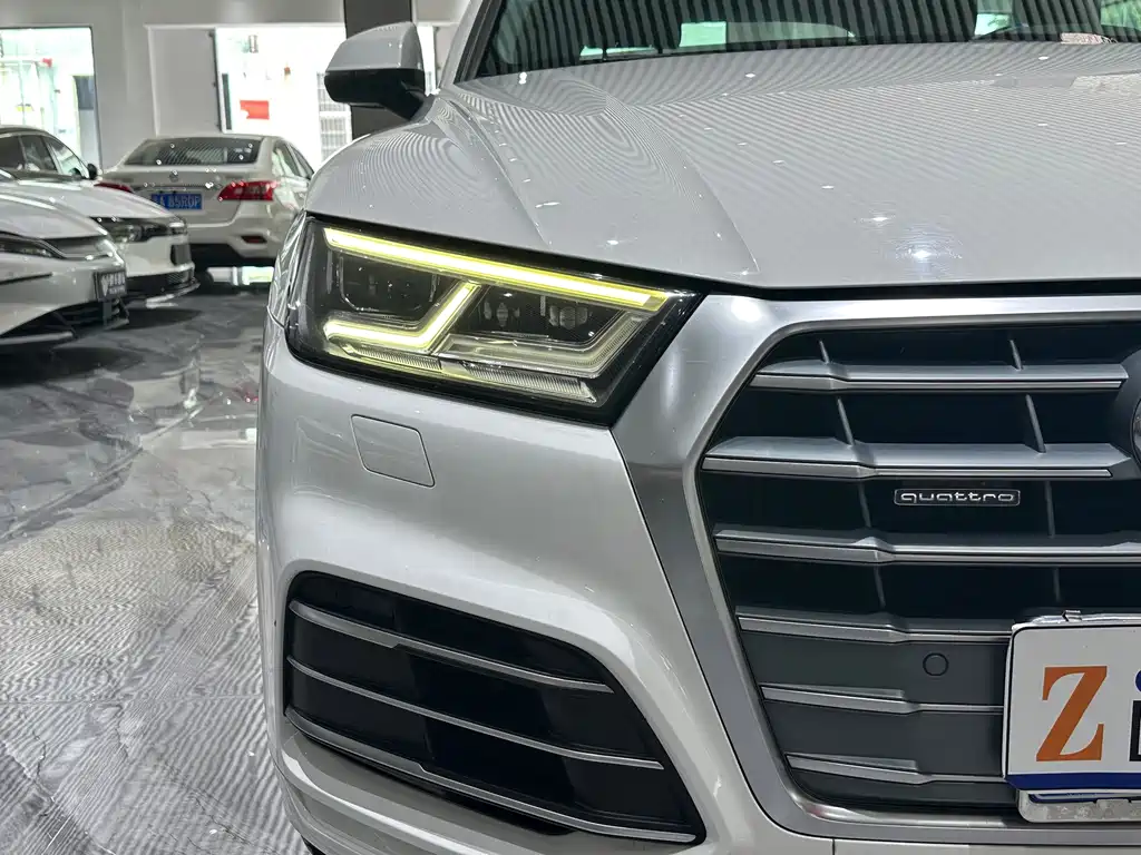 Audi Q5L 2018 45 TFSI Premium Fashion Edition National V