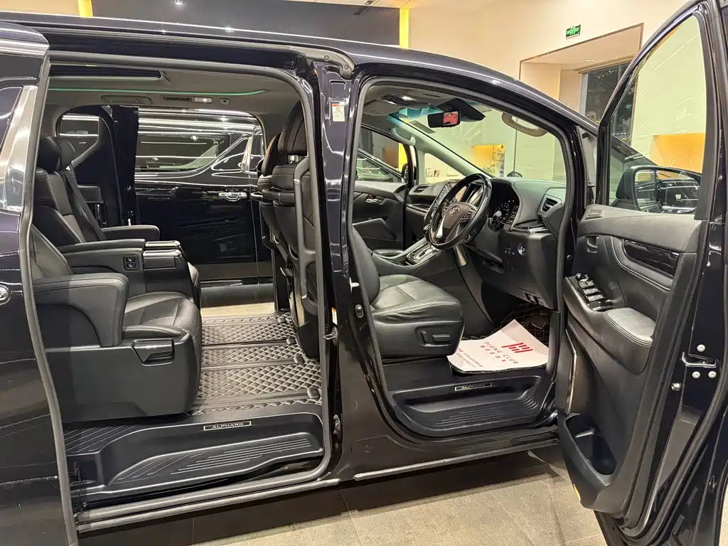 Alphard 2018 3.5L Luxury Edition