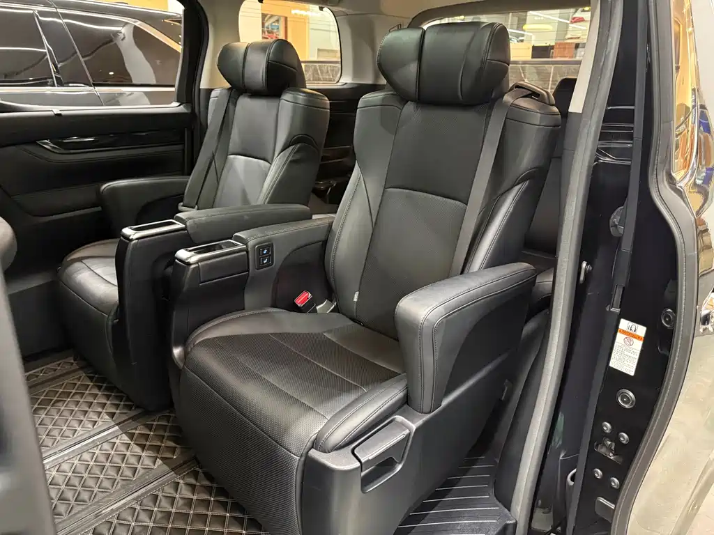Alphard 2018 3.5L Luxury Edition