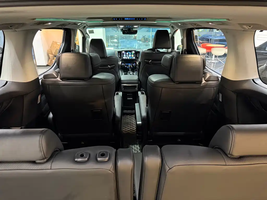 Alphard 2018 3.5L Luxury Edition