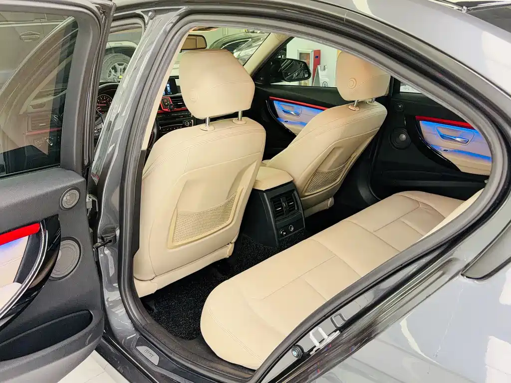 BMW 3 Series 2015 320i Active Tourer Sport Design Package