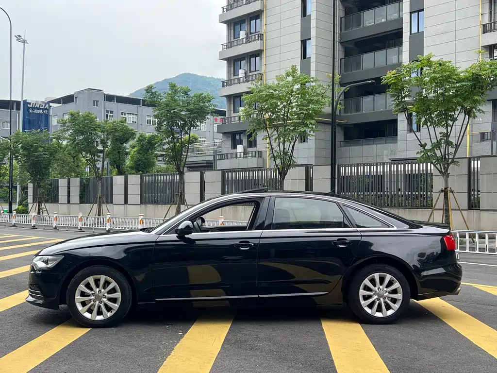 Audi A6L 2014 model TFSI Comfort Edition