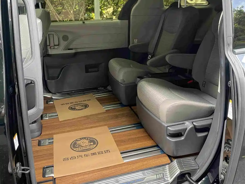 Sienna 2021 2.5L Hybrid Comfort Edition