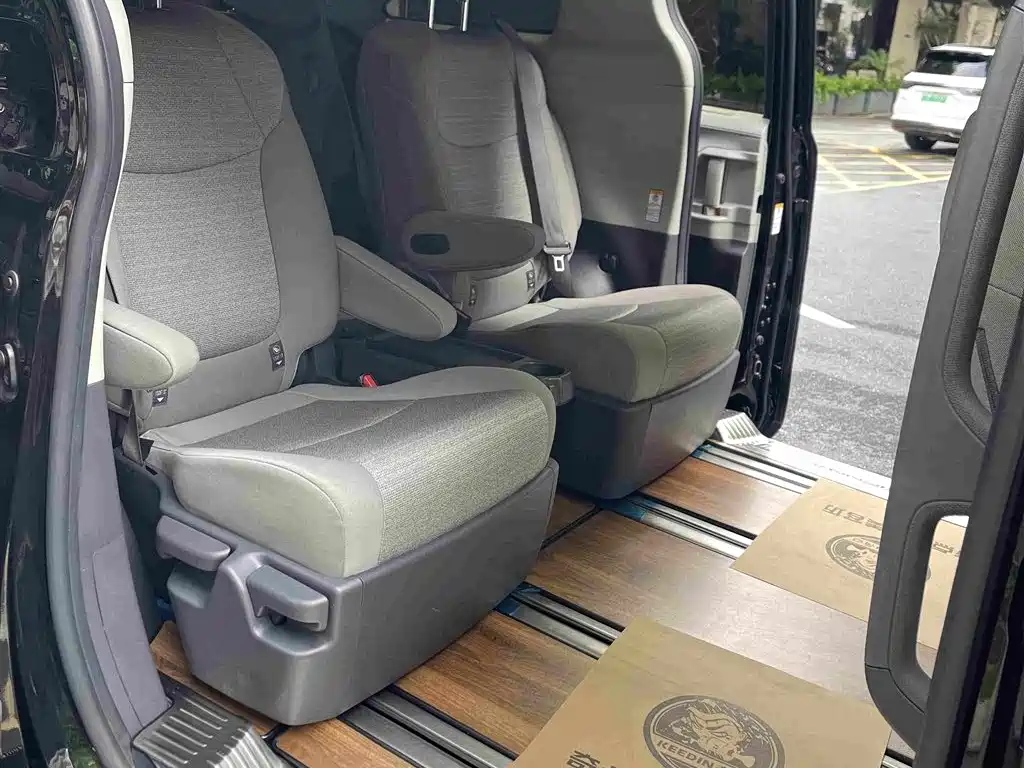 Sienna 2021 2.5L Hybrid Comfort Edition