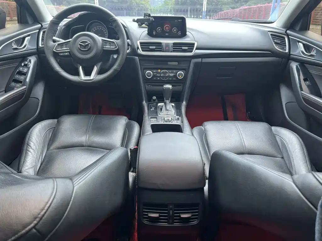 Mazda 3 Atenza 2017 3-door 2.0L automatic premium model National V