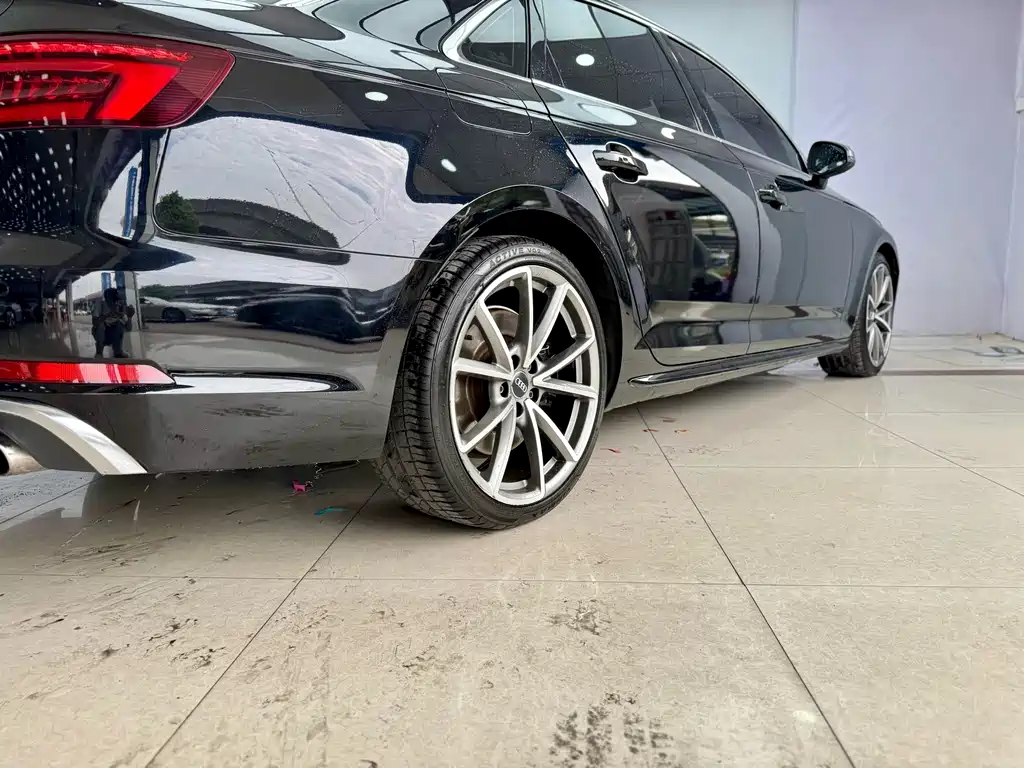 Audi S4 2018 model S4 3.0 TFSI