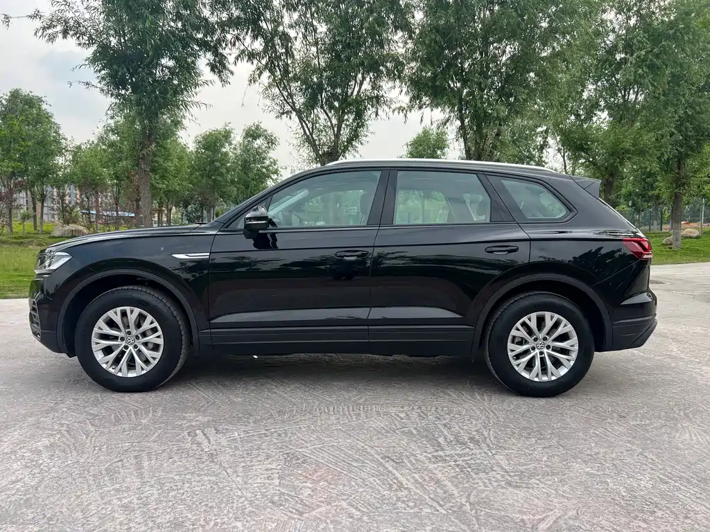 Touareg 2019 2.0 TSI Leading Edition National VI