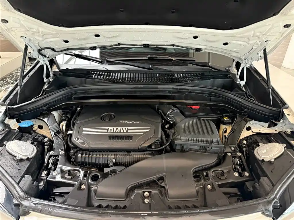 BMW X1 2022 sDrive25Li Leading Edition
