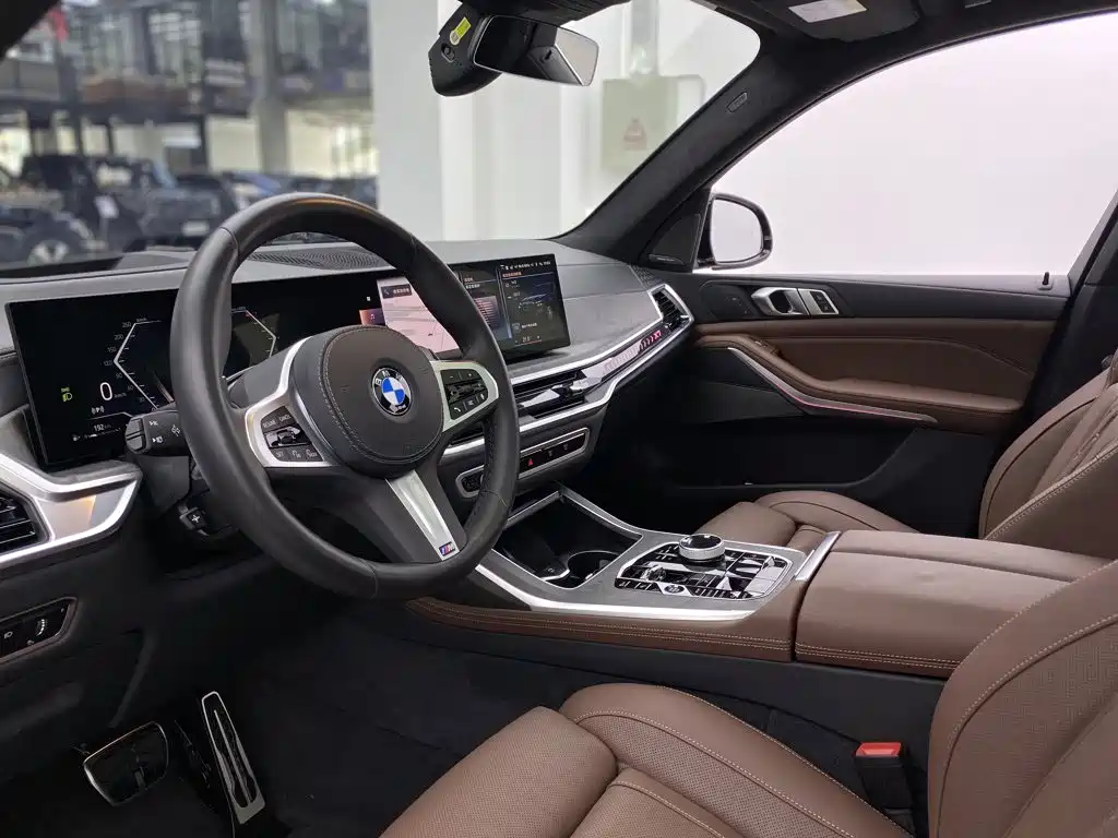 BMW X7 2023 xDrive40i Luxury Edition M Sport Package