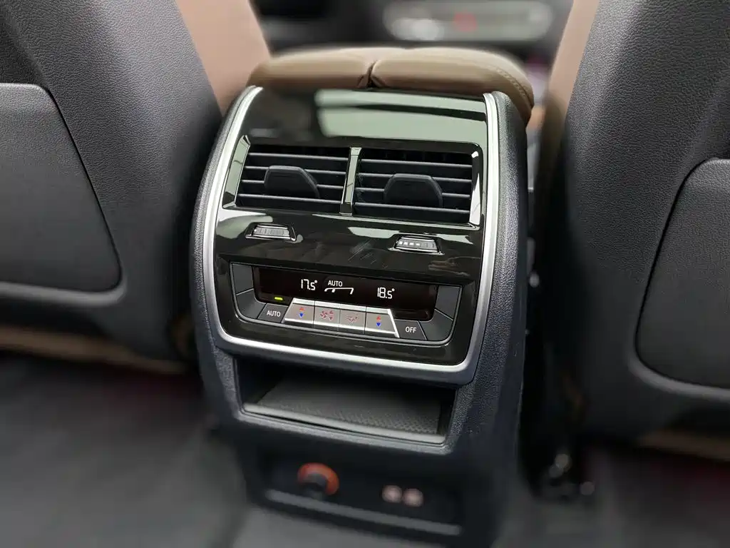 BMW X7 2023 xDrive40i Luxury Edition M Sport Package