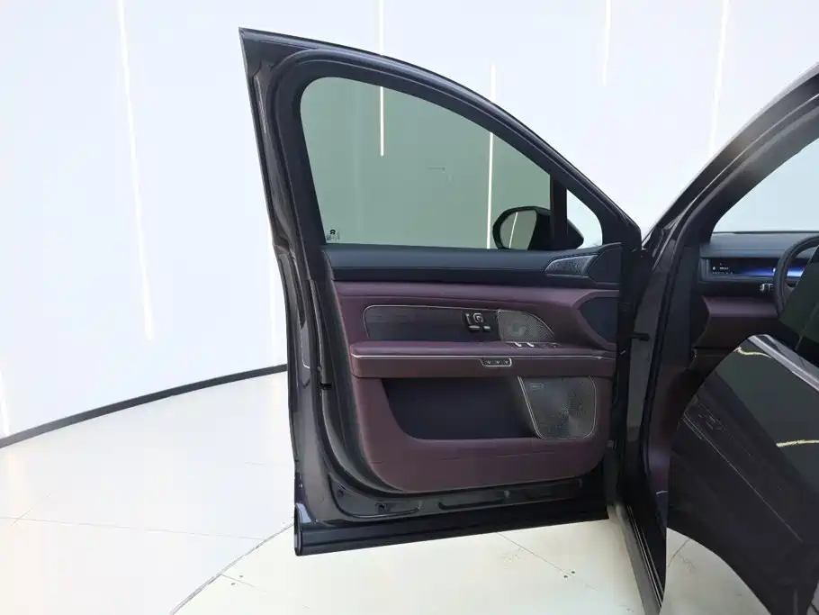 NIO ES8 2026 Model Executive Luxury Edition