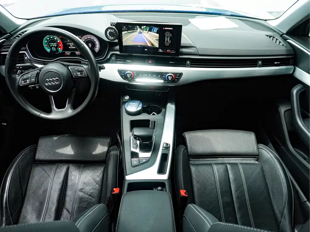 Audi A4L 2020 40 TFSI Luxury Dynamic Edition