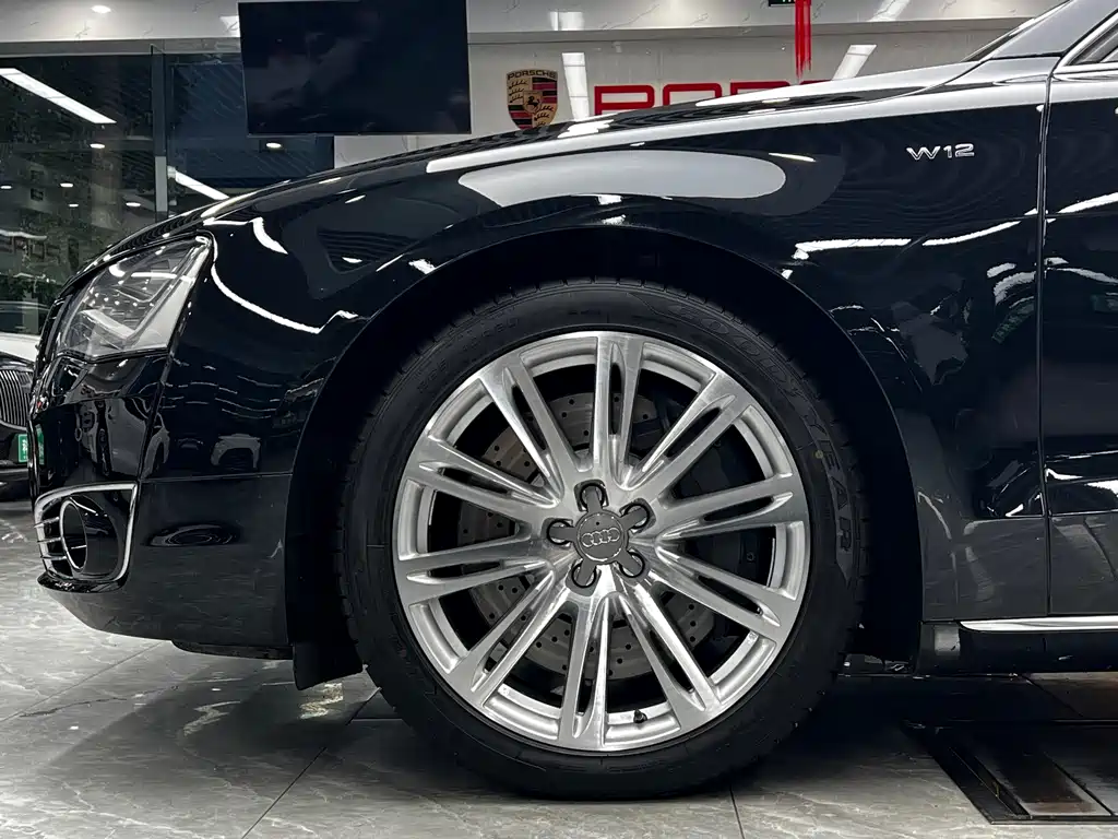 Audi A8 2013 model A8L 6.3 FSI W12 quattro flagship edition