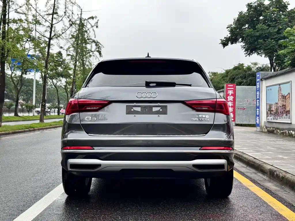 Audi Q3 2022 35 TFSI Fashion Elegance Edition