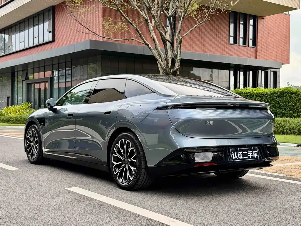 Jizhe 007 2025 Edition Long Range Rear-Wheel Drive Intelligent Driving Version 100kWh