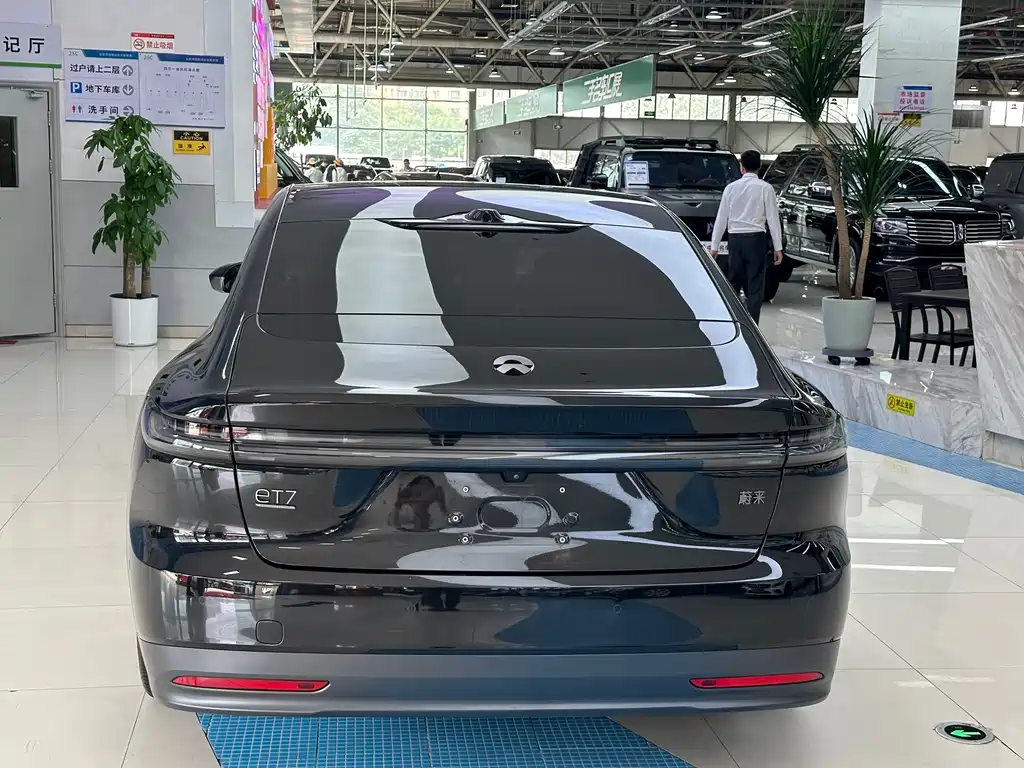 NIO ET7 2024 Edition 75kWh Executive Signature Edition