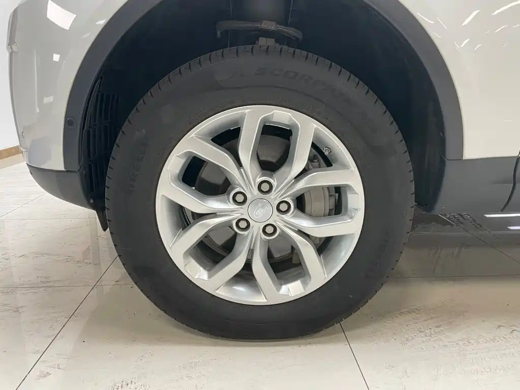 Discovery 2020 3.0 SC V6 SE