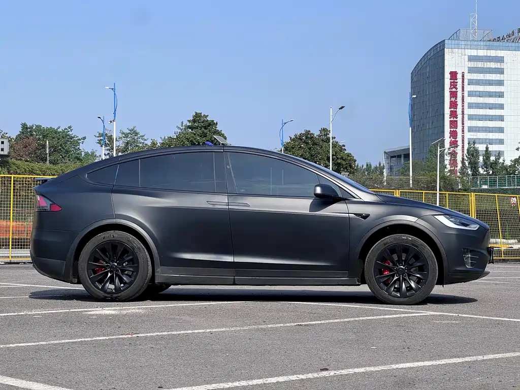 Model X 2019 Long Range Edition